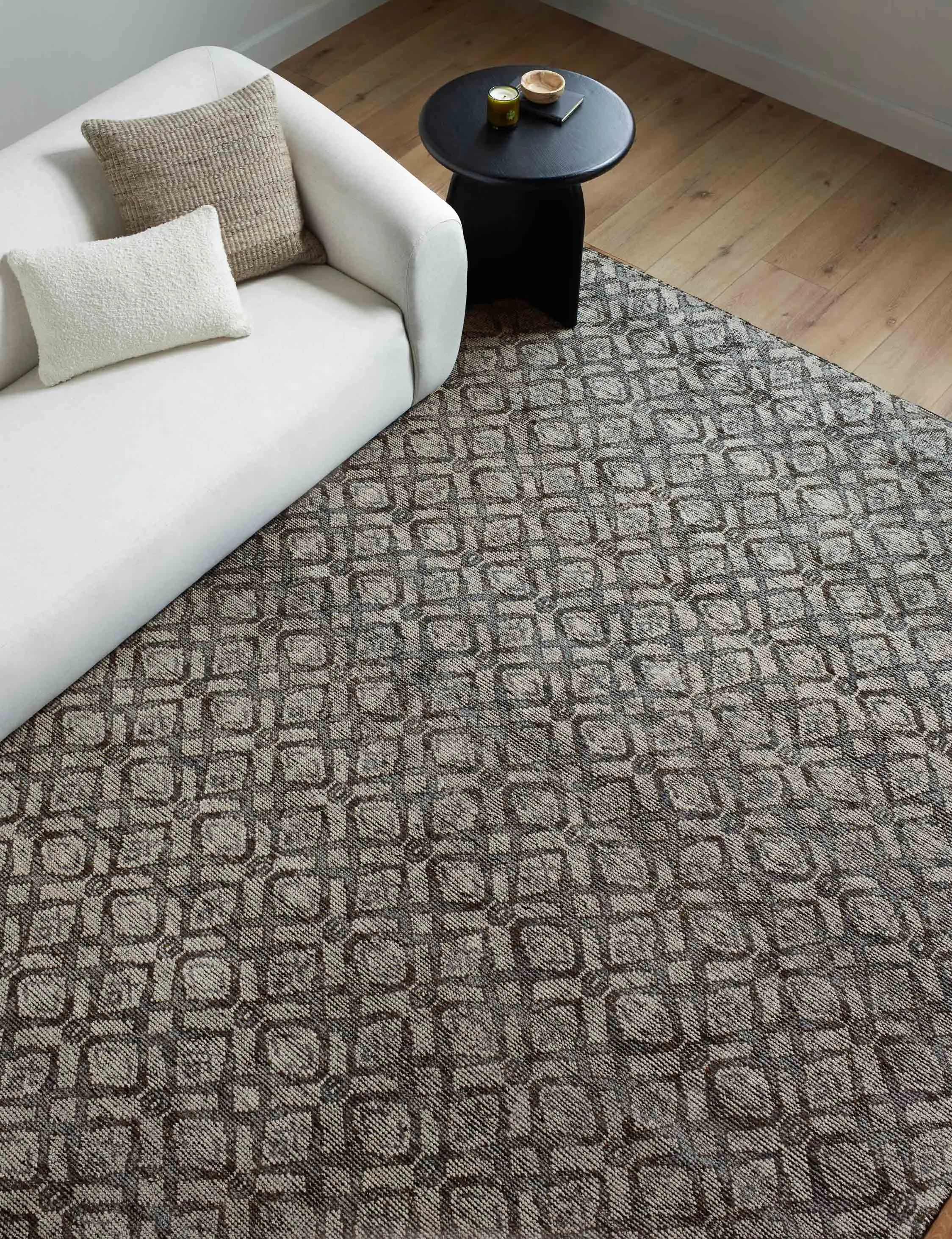 Manju Hand-Knotted Wool Rug
